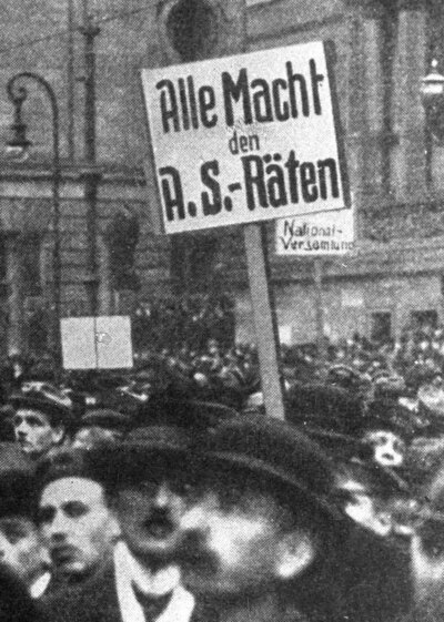 Ansicht eines Aufmarsches der Arbeiter- und Soldatenräte im Dezember 1918